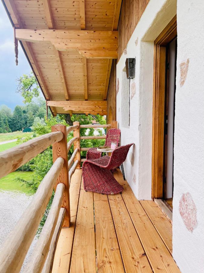 1604 * Übersee